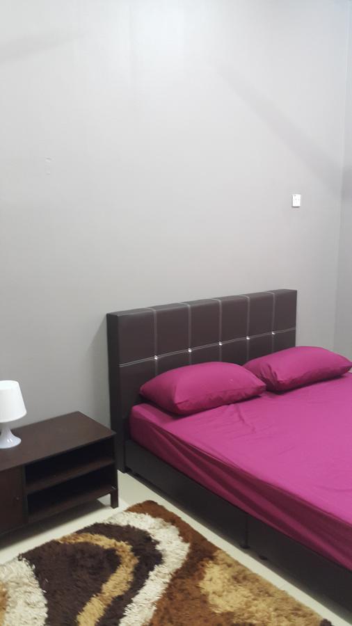 Taman Tanjung Minyak Villa Malacca Екстериор снимка